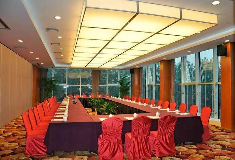 فندق Ramada Plaza Riverside Hangzhou