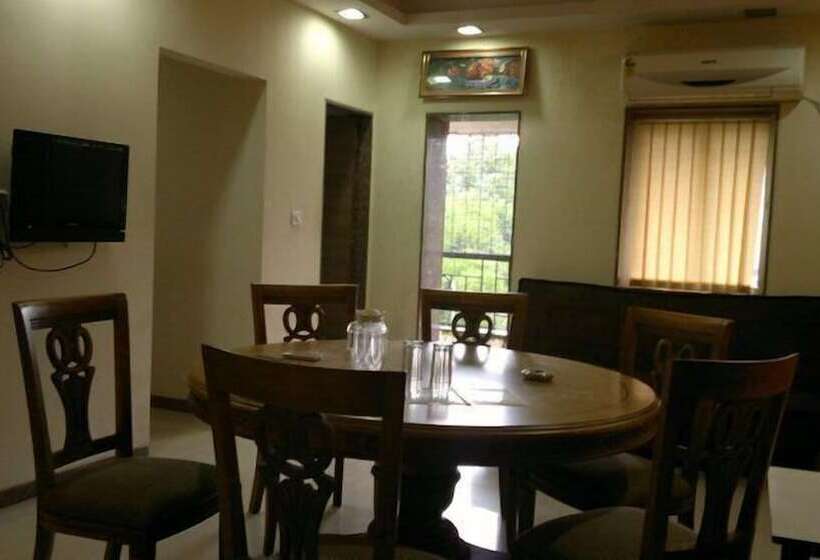 בית מלון כפרי Sea Lord