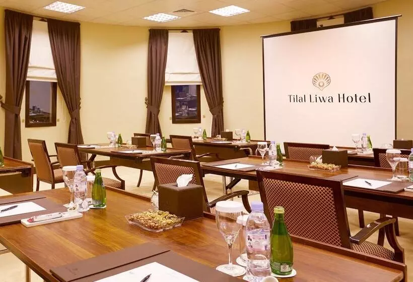 هتل Tilal Liwa Desert Retreat