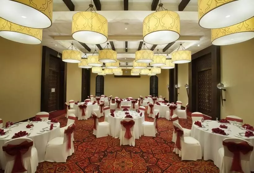 هتل Tilal Liwa Desert Retreat