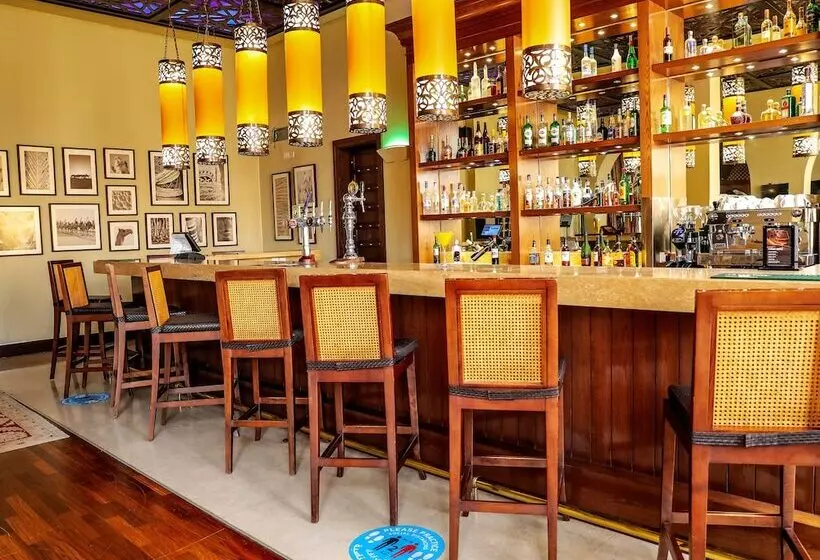 هتل Tilal Liwa Desert Retreat