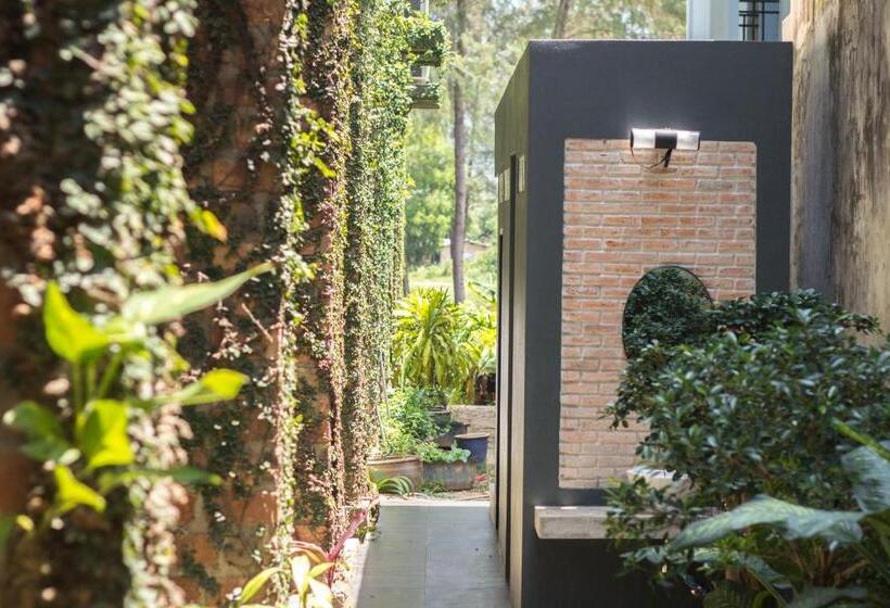 Hotel Khaolak Tony Lodge