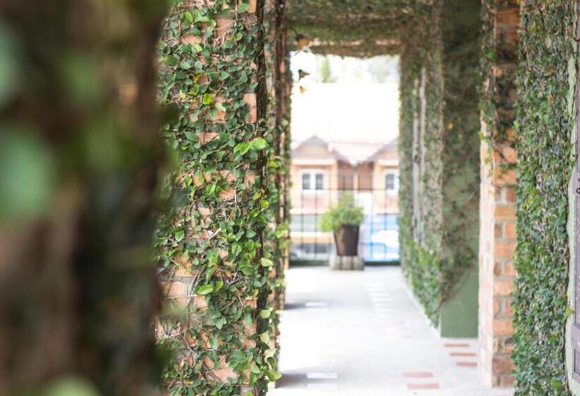 Hotel Khaolak Tony Lodge