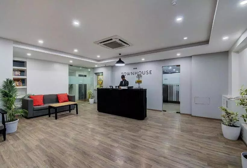 ホテル The Unicontinental   Campus Accommodation