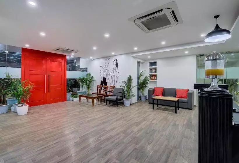 ホテル The Unicontinental   Campus Accommodation