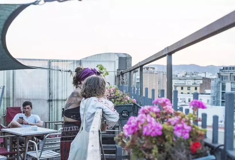 Retkeilymaja Safestay Barcelona Passeig De Gracia