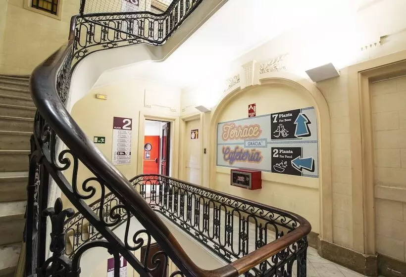 Retkeilymaja Safestay Barcelona Passeig De Gracia