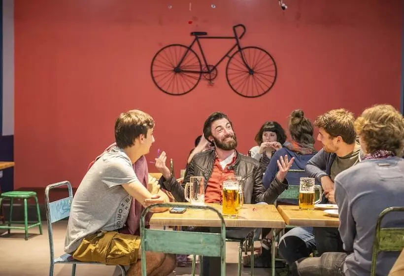 Retkeilymaja Safestay Barcelona Passeig De Gracia