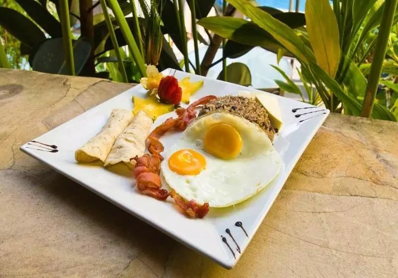 فندق Adventure Inn