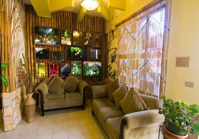 فندق Adventure Inn