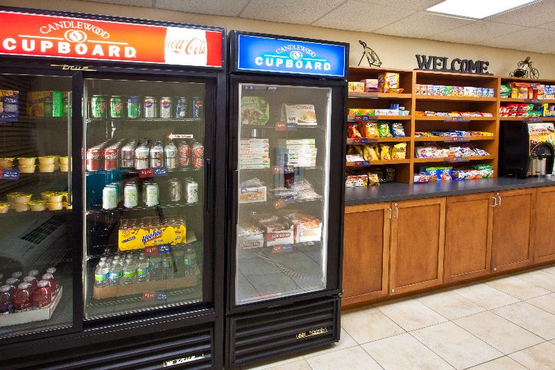 فندق Candlewood Suites Fort Myers Interstate 75, An Ihg