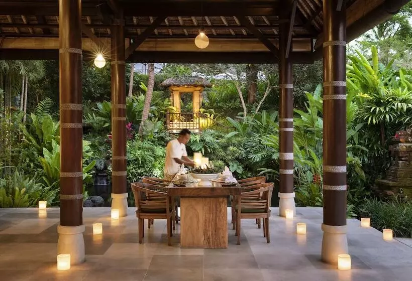 Hotel Como Uma Ubud