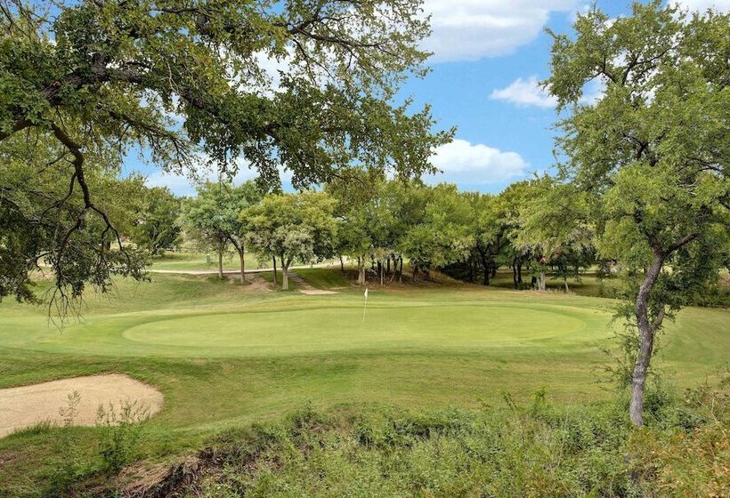 Dallas/fort Worth Marriott Hotel & Golf Club At Champions Circle