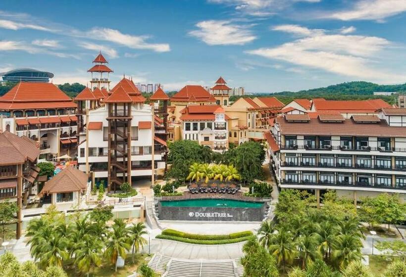 فندق Doubletree By Hilton Putrajaya Lakeside