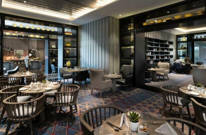 فندق Doubletree By Hilton Putrajaya Lakeside