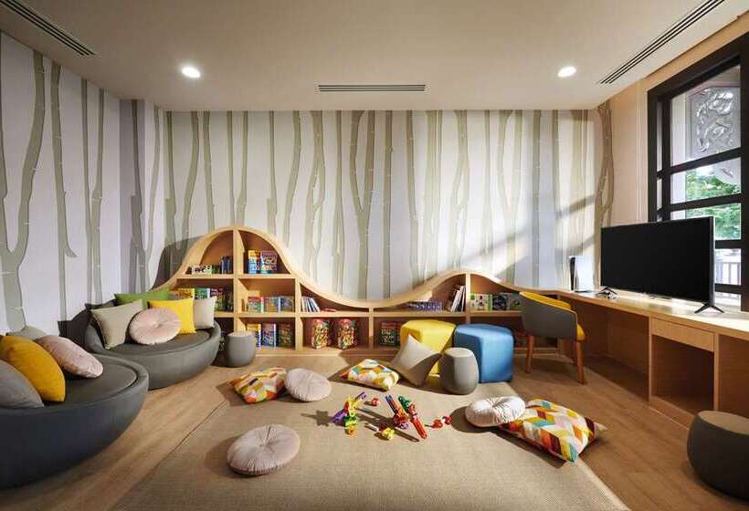 فندق Doubletree By Hilton Putrajaya Lakeside