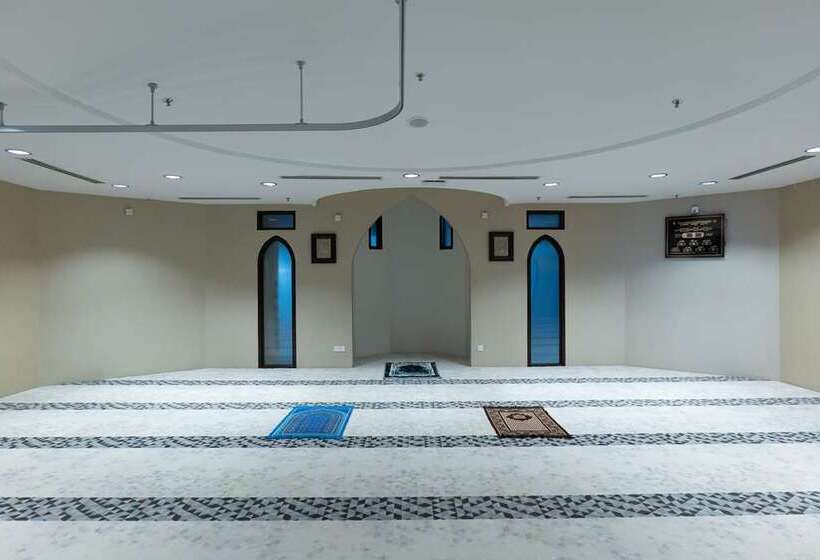 فندق Doubletree By Hilton Putrajaya Lakeside