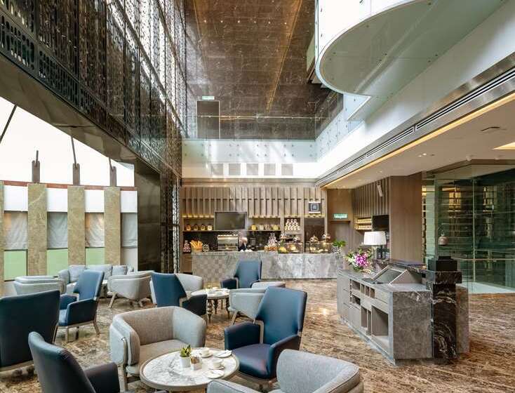 فندق Doubletree By Hilton Putrajaya Lakeside