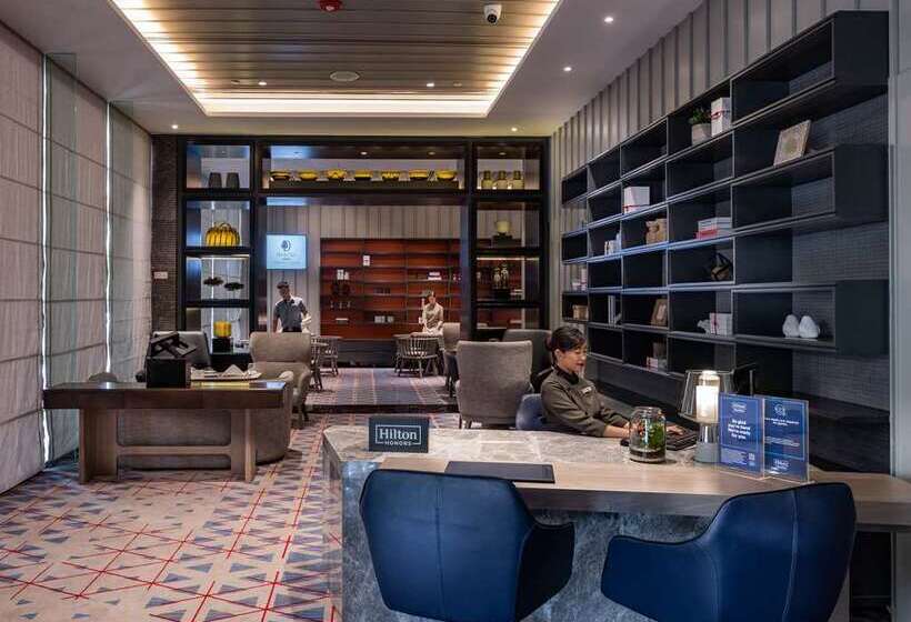 فندق Doubletree By Hilton Putrajaya Lakeside