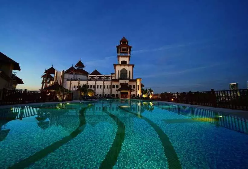 호텔 Doubletree By Hilton Putrajaya Lakeside