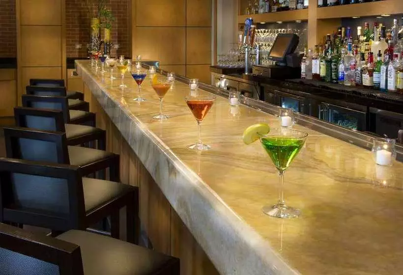 فندق Embassy Suites By Hilton Houston Energy Corridor