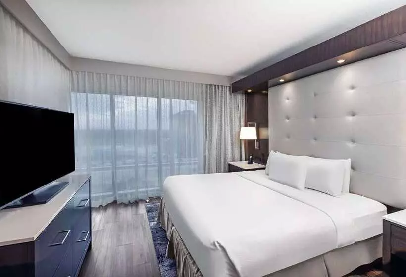 فندق Embassy Suites By Hilton Houston Energy Corridor