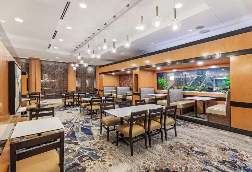 هتل Embassy Suites By Hilton Houston Energy Corridor