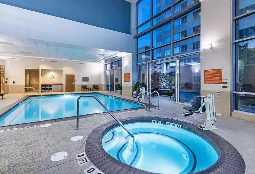 فندق Embassy Suites By Hilton Houston Energy Corridor