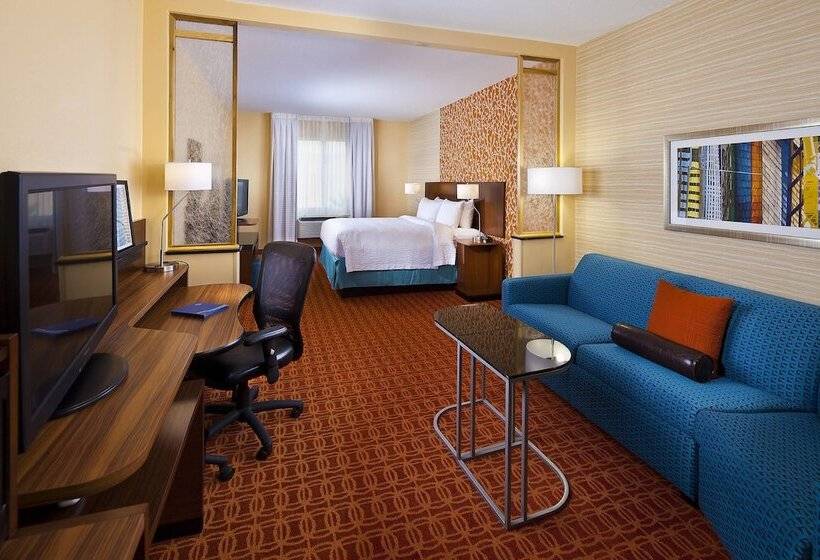 ホテル Fairfield Inn & Suites Houston Hobby Airport