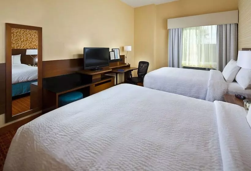 ホテル Fairfield Inn & Suites Houston Hobby Airport