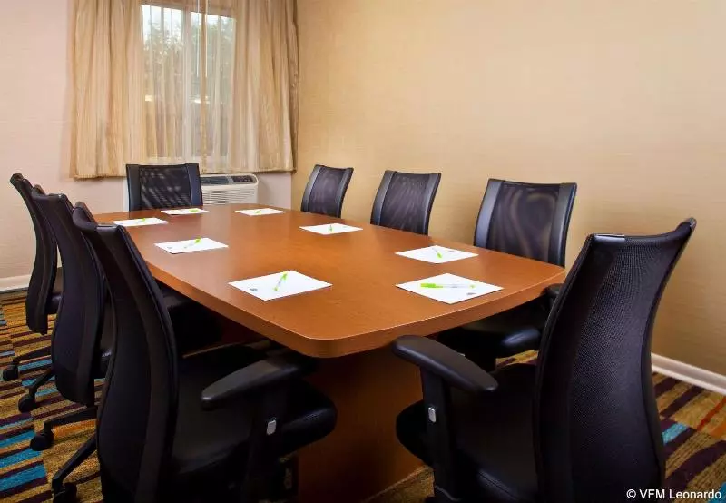 ホテル Fairfield Inn & Suites Houston Hobby Airport