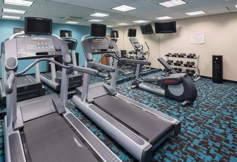 هتل Fairfield Inn & Suites By Marriott Portland North