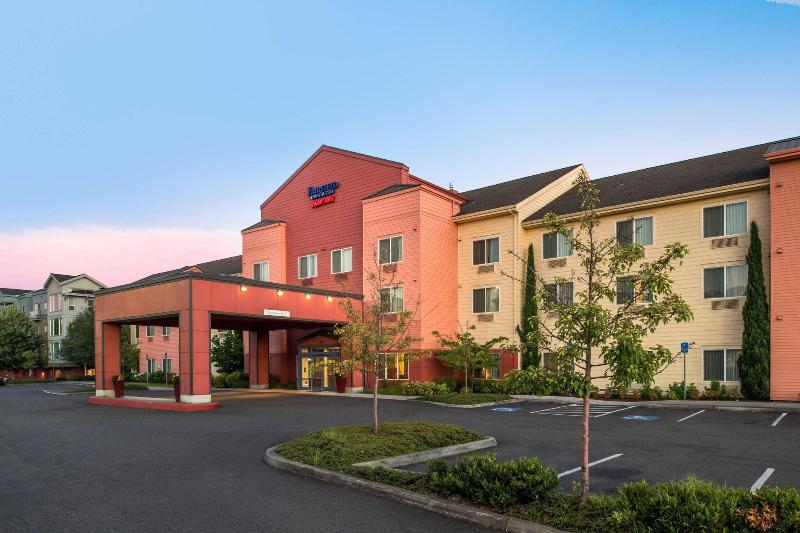 فندق Fairfield Inn & Suites By Marriott Portland North