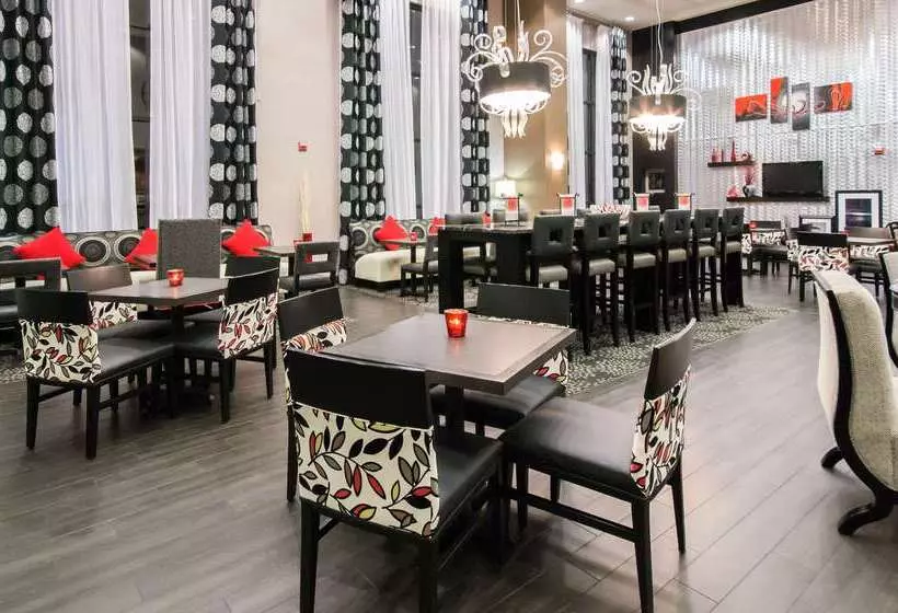 هتل Hampton Inn & Suites Orlandojohn Young Pkwy/s. Park