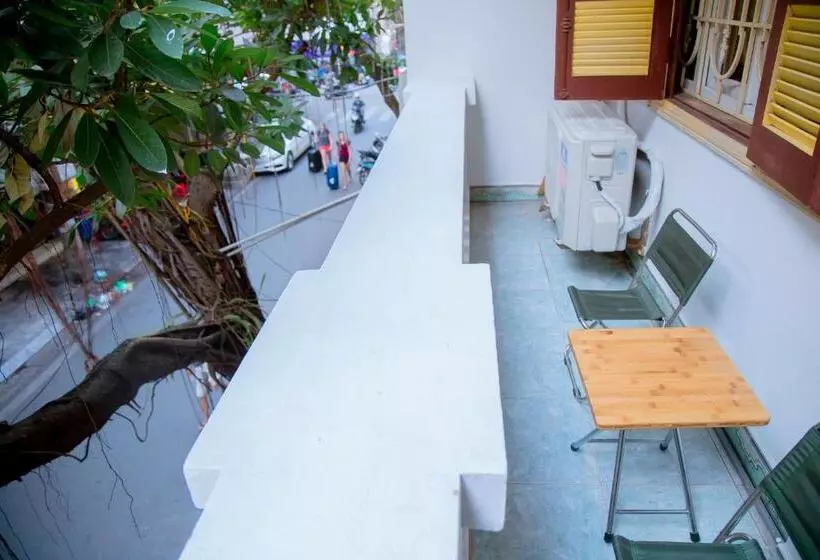 هتل Hanoi City Backpackers Hostel