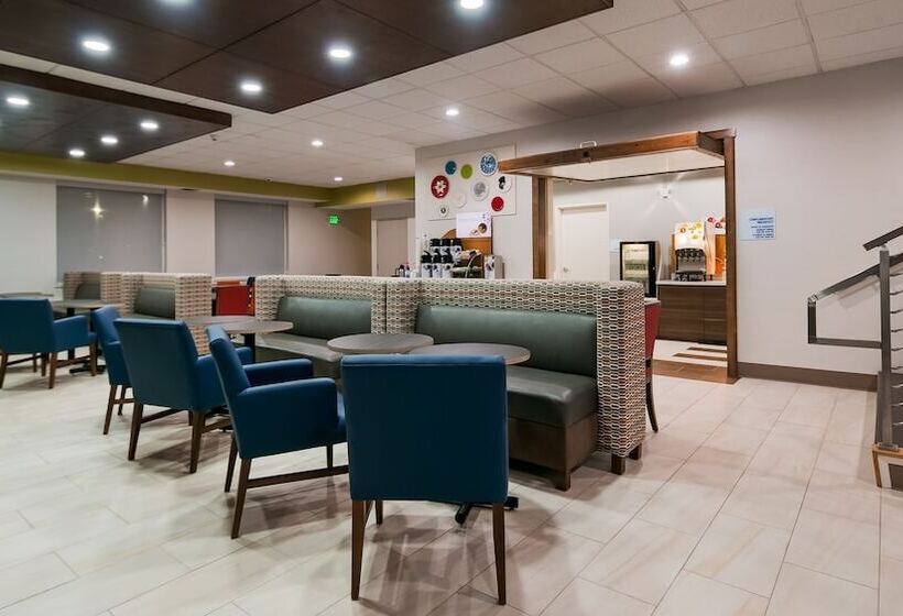 Holiday Inn Express Hotel & Suites Everett, An Ihg