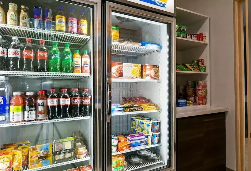 Holiday Inn Express Hotel & Suites Everett, An Ihg