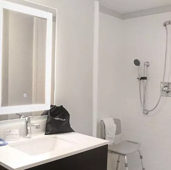 בית מלון כפרי Holiday Inn Express New Orleans East, An Ihg