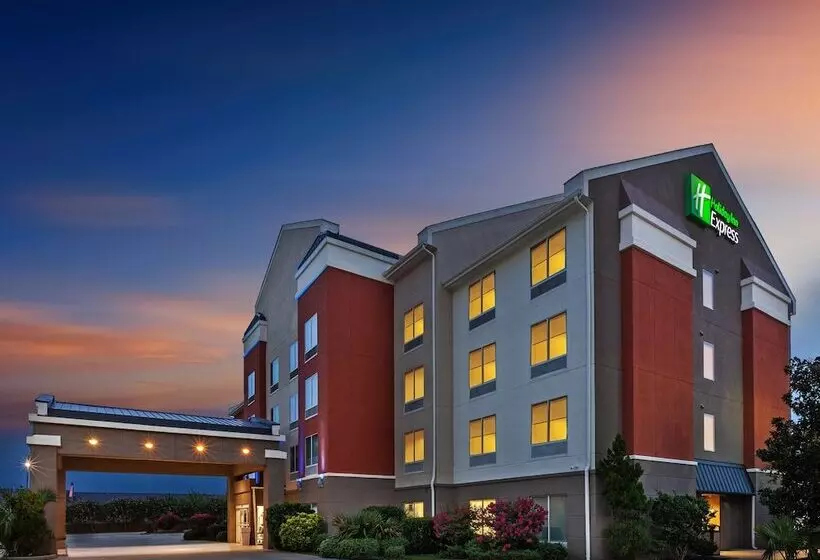 בית מלון כפרי Holiday Inn Express New Orleans East, An Ihg