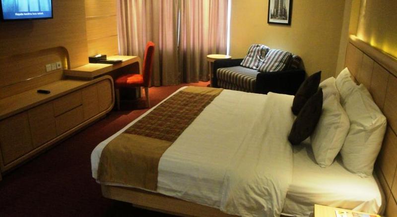 בית מלון כפרי Horison Ultima Makassar