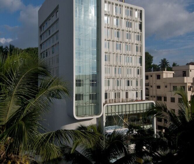 Keys Select By Lemon Tree Hotels, Thiruvananthapuram