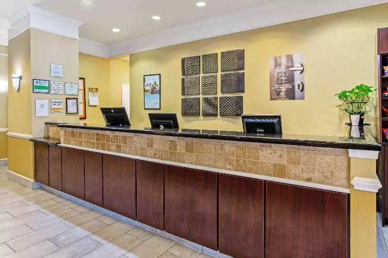 ホテル La Quinta By Wyndham Mobile   Tillman S Corner