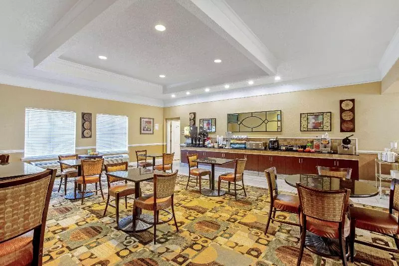 ホテル La Quinta By Wyndham Mobile   Tillman S Corner