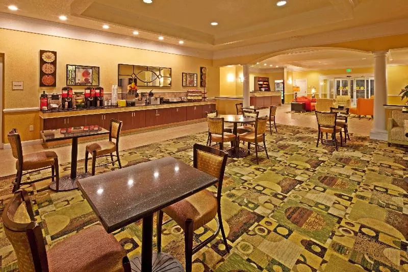 ホテル La Quinta By Wyndham Mobile   Tillman S Corner