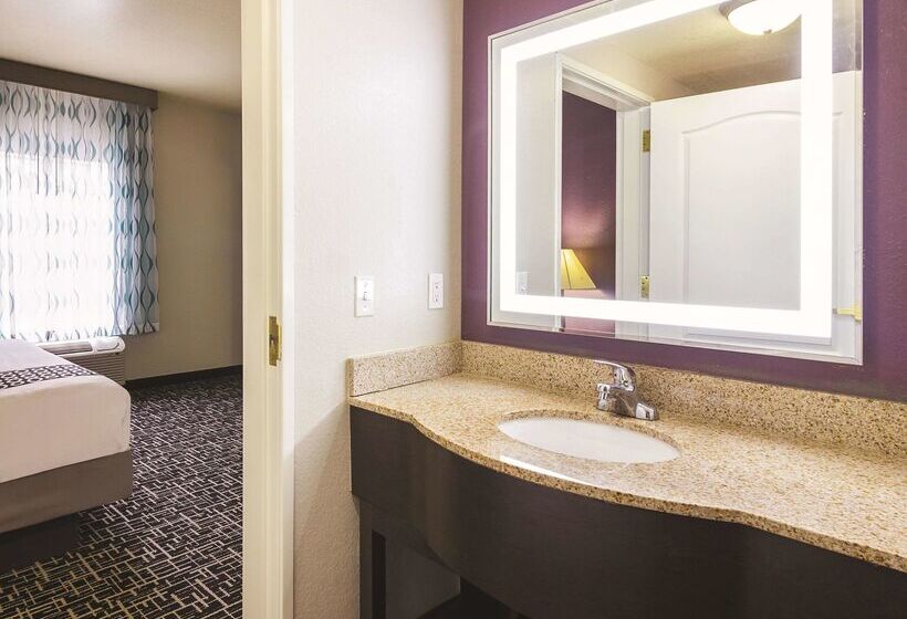 בית מלון כפרי La Quinta By Wyndham Bowling Green