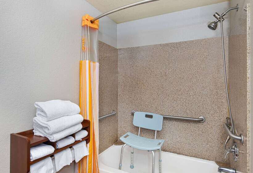 בית מלון כפרי La Quinta By Wyndham Bowling Green