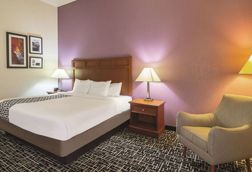 בית מלון כפרי La Quinta By Wyndham Bowling Green