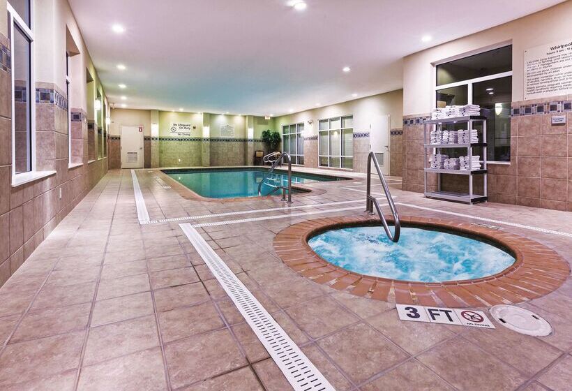 Отель La Quinta Inn & Suites By Wyndham Corpus Christin Padre Isl