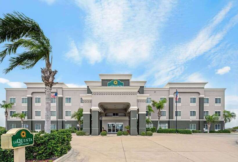 Отель La Quinta Inn & Suites By Wyndham Corpus Christin Padre Isl