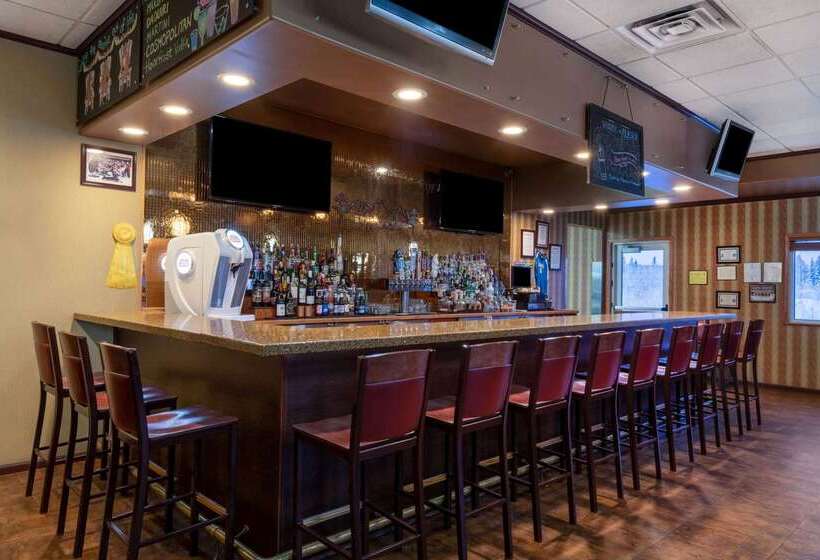 فندق La Quinta By Wyndham Fairbanks Airport